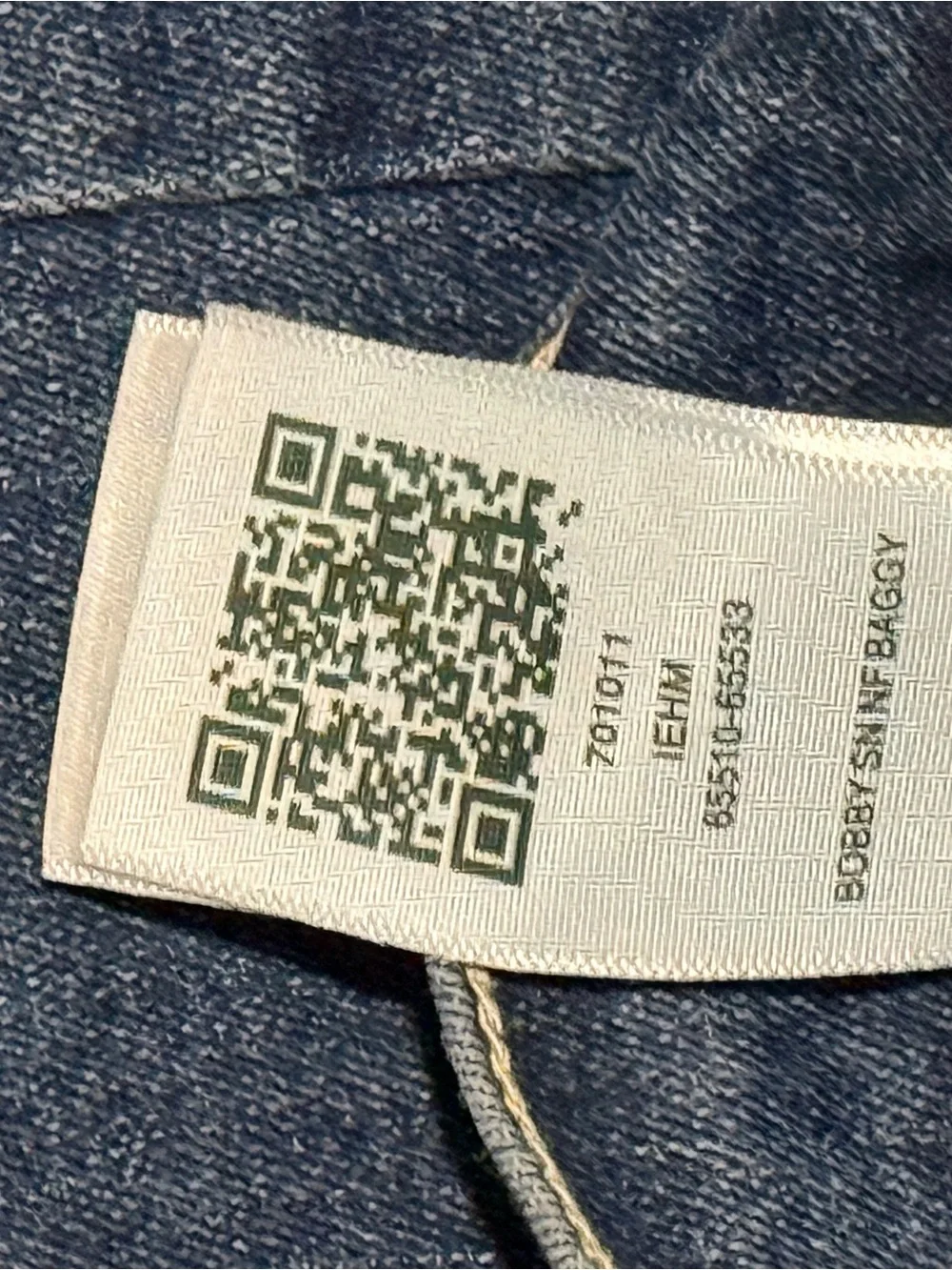 True Religion Men's Blue Jeans with Turquoise Script Patch
